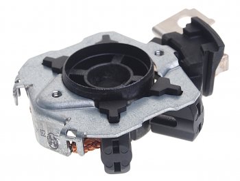 1 399 р. Щеткодержатель VW Golf стартера BOSCH BOSCH 2004336220 BOSCH 2004336220  с доставкой в г. Майкоп. Увеличить фотографию 2