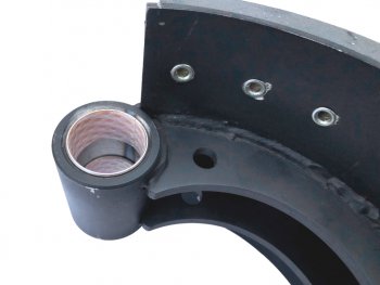 8 399 р. Колодки тормозные ЧМЗАП-99064,93853,99065 (2шт.) комплект на колесо BRAKE BLOCKS BRAKE BLOCKS 314-3502090  с доставкой в г. Майкоп. Увеличить фотографию 3