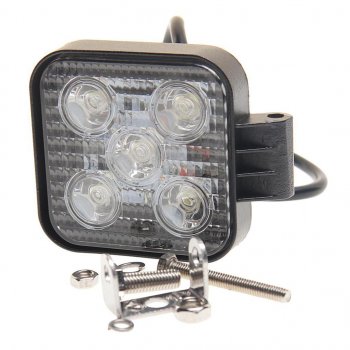 1 129 р. Фара рабочего света квадратная 85х85x38мм 20Вт (5 LED) рассеянный свет (Flood) 12-24V MEGAPOWER MEGAPOWER 370-30-004  с доставкой в г. Майкоп. Увеличить фотографию 1