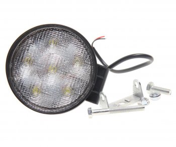1 089 р. Фара рабочего света круглая 115х115x38мм 18Вт (6 LED) IP68 рассеянный свет (Flood) 12-24V MEGAPOWER MEGAPOWER 370-30-005  с доставкой в г. Майкоп. Увеличить фотографию 1