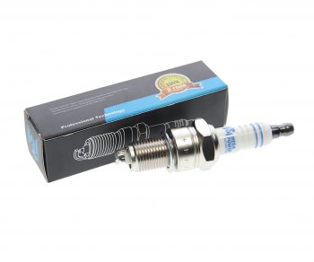 165 р. Свеча зажигания DAEWOO Matiz,Tico CHEVROLET Aveo (1.2) HONDA Jazz TOYOTA Corolla (1шт.) MEGAPOWER MEGAPOWER 370-31-003  с доставкой в г. Майкоп. Увеличить фотографию 1