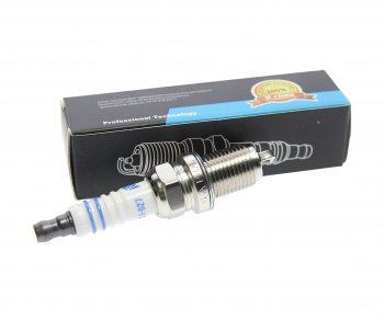 106 р. Свеча зажигания KIA Rio 2,Carens 2 (1.6),Spectra (16V) (1шт.) MEGAPOWER MEGAPOWER 370-31-027  с доставкой в г. Майкоп. Увеличить фотографию 2