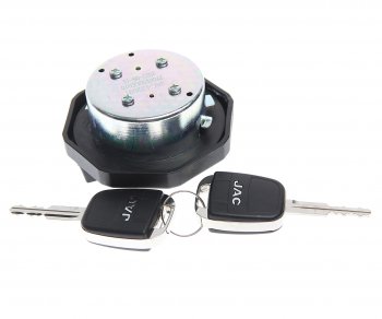 2 599 р. Крышка бака топливного JAC N75,N80,N120 КАМАЗ Компас-912 с ключами OE JAC 3704930le010  с доставкой в г. Майкоп. Увеличить фотографию 2