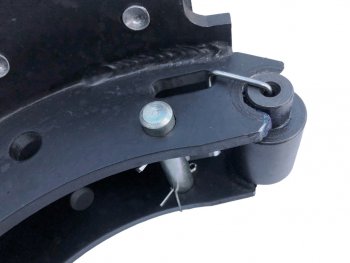 11 949 р. Колодки тормозные ПАЗ-4230,4234 (2шт.) комплект на колесо мост КААЗ BRAKE BLOCKS BRAKE BLOCKS 52642-350109091-fr  с доставкой в г. Майкоп. Увеличить фотографию 3