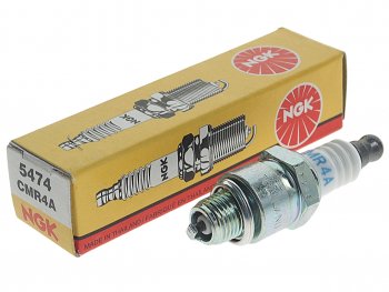 1 349 р. Свеча зажигания NGK CMR4A (газонокосилка,бензопила) NGK NGK 5474  с доставкой в г. Майкоп. Увеличить фотографию 1