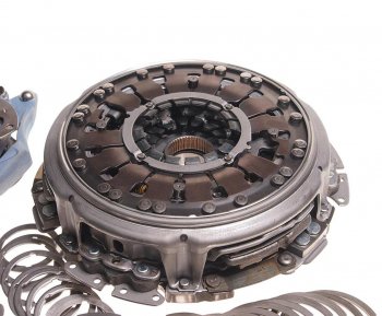 61 999 р. Сцепление VW Passat B6,B7,Golf 5,6 AUDI A3 SKODA (1.2-1.8 TFSI) (DSG) комплект LUK LUK 602000100  с доставкой в г. Майкоп. Увеличить фотографию 2