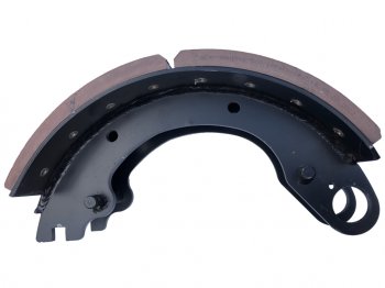 8 999 р. Колодки тормозные ЧМЗАП-9906,99858,99859 (2шт.) комплект на колесо BRAKE BLOCKS BRAKE BLOCKS 99859-3502090  с доставкой в г. Майкоп. Увеличить фотографию 1