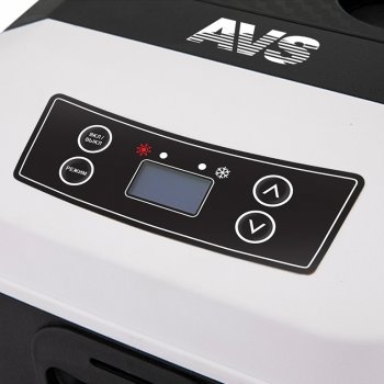 12 399 р. Автохолодильник 20л 55х32.5х38.5см 12V24V220V 55W с функцией нагрева AVS AVS a85039s  с доставкой в г. Майкоп. Увеличить фотографию 2