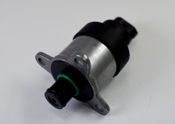 2 299 р. Клапан MAN TGA,TGS дв.D2066 ТНВД дозировочный CARTRONIC CARTRONIC crtr0121641  с доставкой в г. Майкоп. Увеличить фотографию 1