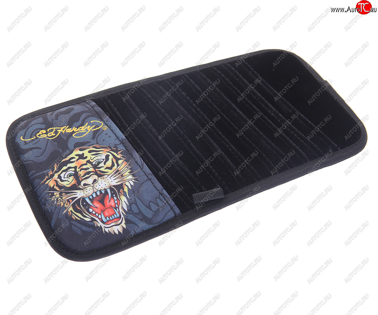 39 р. Держатель CD-дисков TIGER на козырек (10 дисков) ED HARDY ED HARDY eh-00219  с доставкой в г. Майкоп