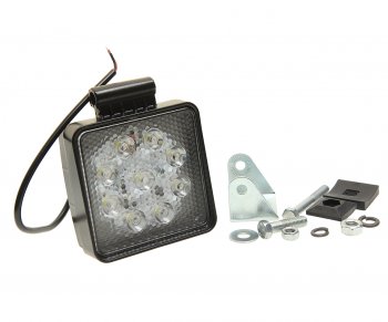 1 489 р. Фара рабочего света МТЗ 3100 lm LED 27w30(93w) квадр.корпус,узкий луч РК РУСЛАН-КОМПЛЕКТ фр-230  с доставкой в г. Майкоп. Увеличить фотографию 1