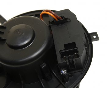 9 399 р. Мотор отопителя VW Golf (03-08) AUDI A3 (03-12) SKODA Octavia (04-) салона LUZAR LUZAR lfh18k2  с доставкой в г. Майкоп. Увеличить фотографию 3
