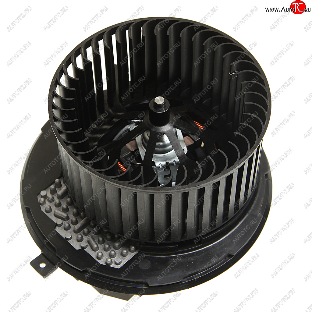 9 399 р. Мотор отопителя VW Golf (03-08) AUDI A3 (03-12) SKODA Octavia (04-) салона LUZAR LUZAR lfh18k2  с доставкой в г. Майкоп