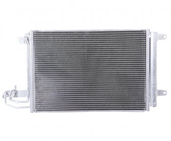 9 349 р. Радиатор кондиционера VW Golf (09-13) AUDI A3 (03-10) SKODA Octavia (08-13) с ресивером LUZAR LUZAR lrac1811j  с доставкой в г. Майкоп. Увеличить фотографию 1