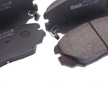 1 399 р. Колодки тормозные HYUNDAI Sonata NF,Tucson (08-) KIA Magentis передние (4шт.) MANDO MANDO mph33 MANDO mph33  с доставкой в г. Майкоп. Увеличить фотографию 2