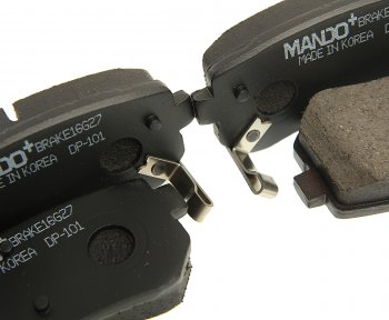 1 699 р. Колодки тормозные задние (4шт.) MANDO KIA Ceed 2 JD дорестайлинг универсал (2012-2016)  с доставкой в г. Майкоп. Увеличить фотографию 2