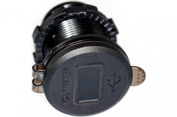 1 289 р. Розетка автомобильная встраиваемая 12V-24V 2USB вольтметр QC3.0 PRO LEGEND PRO LEGEND pl9370  с доставкой в г. Майкоп. Увеличить фотографию 1