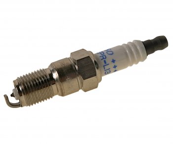 1 099 р. Свеча зажигания DENSO DENSO pt16eprl13  с доставкой в г. Майкоп. Увеличить фотографию 1