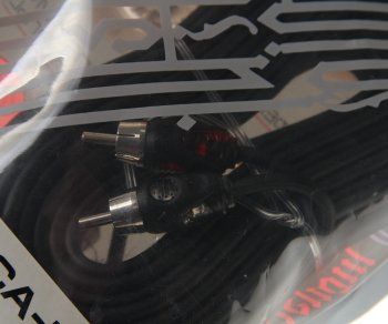 1 199 р. Кабель RCA 2х2 5м AURA AURA rca-b250  с доставкой в г. Майкоп. Увеличить фотографию 2