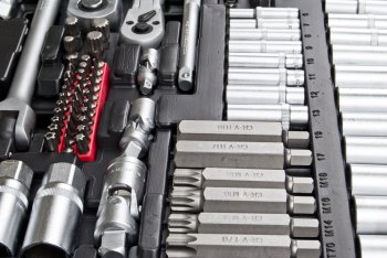 28 899 р. Набор инструментов 202 предмета слесарно-монтажный 14,38,12 ROCKFORCE ROCKFORCE rf-42022-5  с доставкой в г. Майкоп. Увеличить фотографию 6