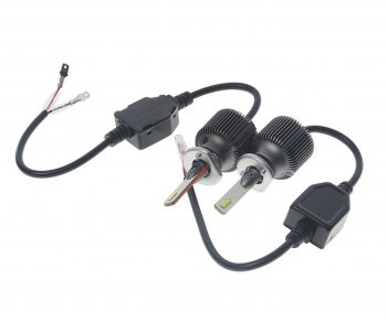 2 699 р. Лампа светодиодная 12V H1 P14.5s 5000Lm (2шт.) Type R RECARVER RECARVER rtrled50h1-2  с доставкой в г. Майкоп. Увеличить фотографию 1