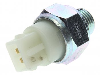 273 р. Выключатель МТЗ фонаря заднего хода (колодка) AVTOELECTRICA AVTOELECTRICA вк12-51 ае  с доставкой в г. Майкоп. Увеличить фотографию 2