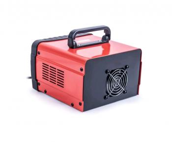 9 249 р. Устройство зарядное 12-24V 50А 20-500Ач 230V (автомат) KVAZARRUS KVAZARRUS powerbox 50i  с доставкой в г. Майкоп. Увеличить фотографию 5