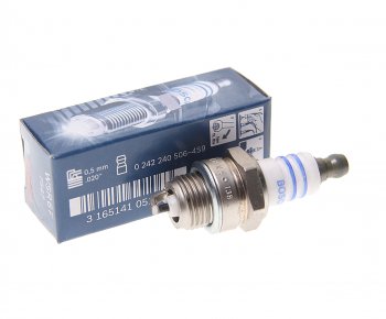 197 р. Свеча зажигания BOSCH WSR6F BOSCH 0242240506  с доставкой в г. Майкоп. Увеличить фотографию 1