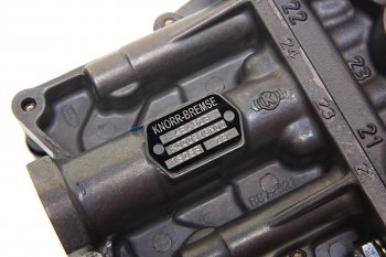 26 999 р. Клапан RENAULT Premium 4-х контурный защитный KNORR-BREMSE KNORR-BREMSE ae4625  с доставкой в г. Майкоп. Увеличить фотографию 3