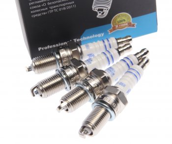 268 р. Свеча зажигания мото APRILIA KTM KAWASAKI SUZUKI YAMAHA HONDA (4шт.) MEGAPOWER MEGAPOWER 370-31-110  с доставкой в г. Майкоп. Увеличить фотографию 3