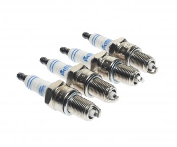 439 р. Свеча зажигания HYUNDAI Sonata (2.0),Santa Fe (2.4) KIA Sorento (2.4) DAEWOO Nexia (4шт.) MEGAPOWER MEGAPOWER 370-31-093  с доставкой в г. Майкоп. Увеличить фотографию 2