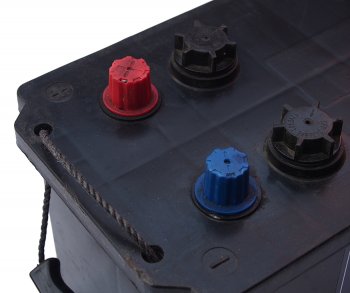 16 999 р. Аккумулятор KARHU 140Ач обратная полярность KARHU 6ст140(3)  с доставкой в г. Майкоп. Увеличить фотографию 2