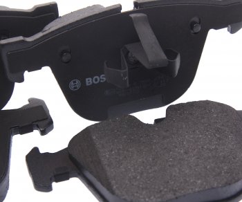 3 789 р. Колодки тормозные задние (4шт.) BOSCH BMW 7 серия E65,E66, E67, E68 дорестайлинг, седан (2001-2005)  с доставкой в г. Майкоп. Увеличить фотографию 2