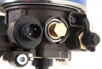 44 099 р. Осушитель воздуха DAF MERCEDES Actros (12бар.,с отопителем,с штуцером подкачки) в сборе KNORR-BREMSE KNORR-BREMSE la9034  с доставкой в г. Майкоп. Увеличить фотографию 4