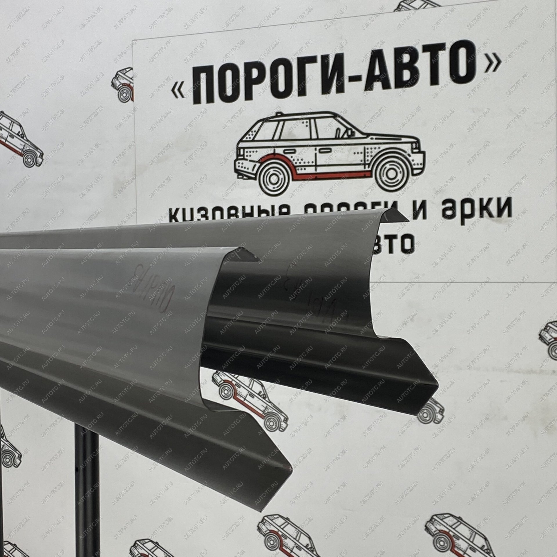 1 989 р. Правый ремонтный порог Пороги-Авто Audi A3 8PA хэтчбэк 5 дв. 2-ой рестайлинг (2008-2010) (холоднокатаная сталь 1 мм)  с доставкой в г. Майкоп