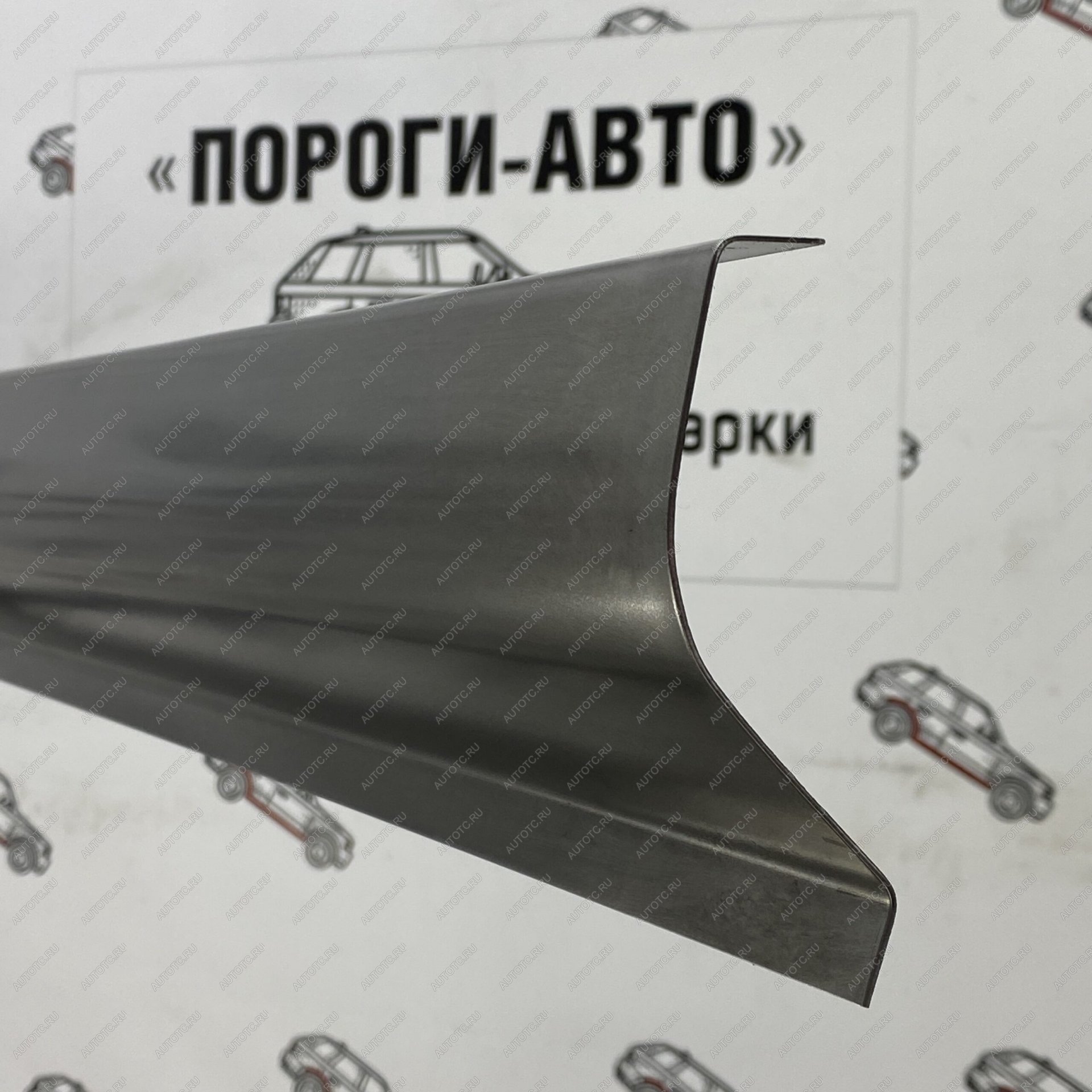 1 989 р. Правый порог (Ремкомплект) Пороги-Авто  Toyota Crown  S150 (1995-2001) седан дорестайлинг, седан рестайлинг (холоднокатаная сталь 1 мм)  с доставкой в г. Майкоп