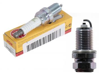 449 р. Свеча зажигания TOYOTANISSANDAIHATSU  3SFE4SFE5EFHE4AFE7AFESR20DE NGK BKR6EY-11  с доставкой в г. Майкоп. Увеличить фотографию 1
