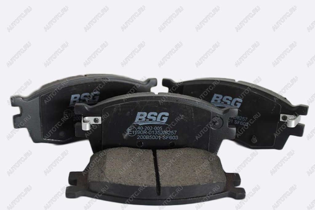 1 059 р. Колодки тормозные HYUNDAI Accent,i20 KIA Rio 3 (05-) передние (4шт.) BSG BSG bsg40200014  с доставкой в г. Майкоп
