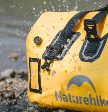 8 299 р. Гермосумка Naturehike 90 л ПВХ (желтая)  cnk2450xb015-90y  с доставкой в г. Майкоп. Увеличить фотографию 7