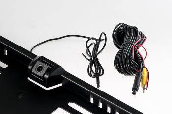 3 699 р. Камера заднего вида автомобильная в рамке знака номерного INTERPOWER INTERPOWER ip-616 ahdcvbs  с доставкой в г. Майкоп. Увеличить фотографию 2