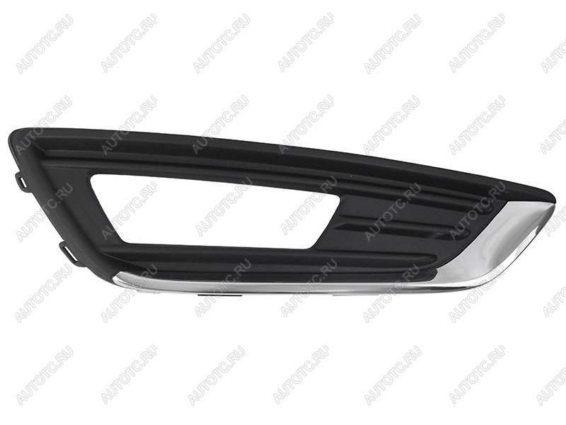 479 р. Правая оправа ПТФ SAT Ford Focus 3 седан рестайлинг (2014-2019) (молдинг хром)  с доставкой в г. Майкоп