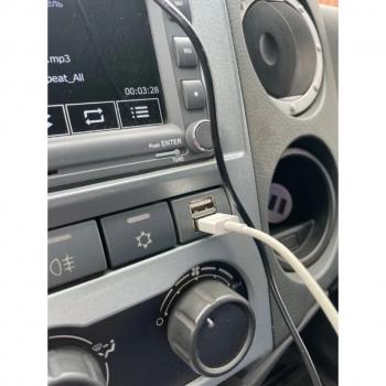 1 149 р. USB автомобильное зарядное устройство АПЭЛ (2039546547456) ГАЗ ГАЗель Next A62,А65 автобус (2016-2025)  с доставкой в г. Майкоп. Увеличить фотографию 2