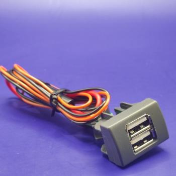 1 149 р. USB автомобильное зарядное устройство АПЭЛ (2039546547456) ГАЗ ГАЗель Next A62,А65 автобус (2016-2025)  с доставкой в г. Майкоп. Увеличить фотографию 7
