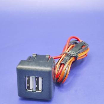 969 р. USB автомобильное зарядное устройство Lada 2110, 2111, 2112 АПЭЛ 2039548905926  с доставкой в г. Майкоп. Увеличить фотографию 5