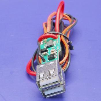 969 р. USB-KIT универсальное зарядное устройство для самостоятельной установки АПЭЛ 2039549390639  с доставкой в г. Майкоп. Увеличить фотографию 5