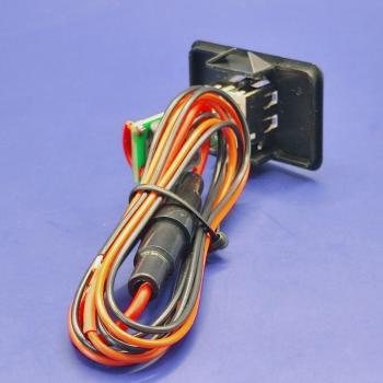 1 149 р. USB зарядное устройство для Нива 21213, 21214, 2131, 4х4 LADA 21083, 21093, 21099 АПЭЛ 2039550584201  с доставкой в г. Майкоп. Увеличить фотографию 3