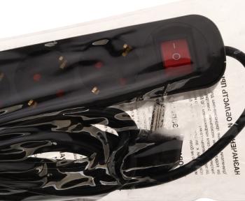 999 р. Удлинитель сетевой 5м 6А 3500Вт 5 гнезд + 2 USB с заземлением черный REXANT REXANT 13-4042  с доставкой в г. Майкоп. Увеличить фотографию 3