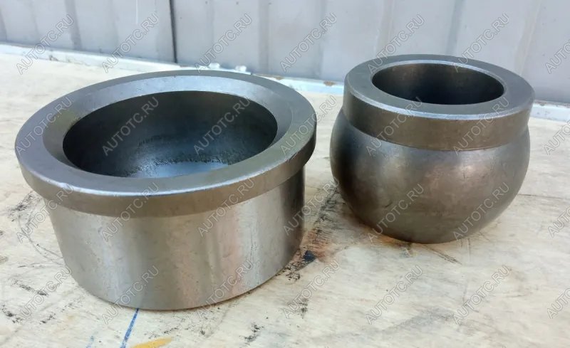 1 839 р. Втулка (яблоко) бруса отвала SD16 большая SHANTUI 16y-80-3000614y-82-00016  с доставкой в г. Майкоп