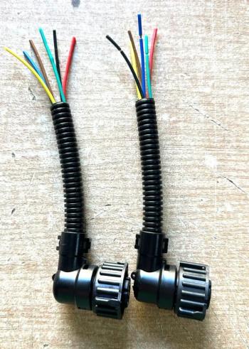 479 р. Фишка фонаря стоп сигналов J6 (разъем 6 контактов) FAW 3716015-3716020-jack  с доставкой в г. Майкоп. Увеличить фотографию 1