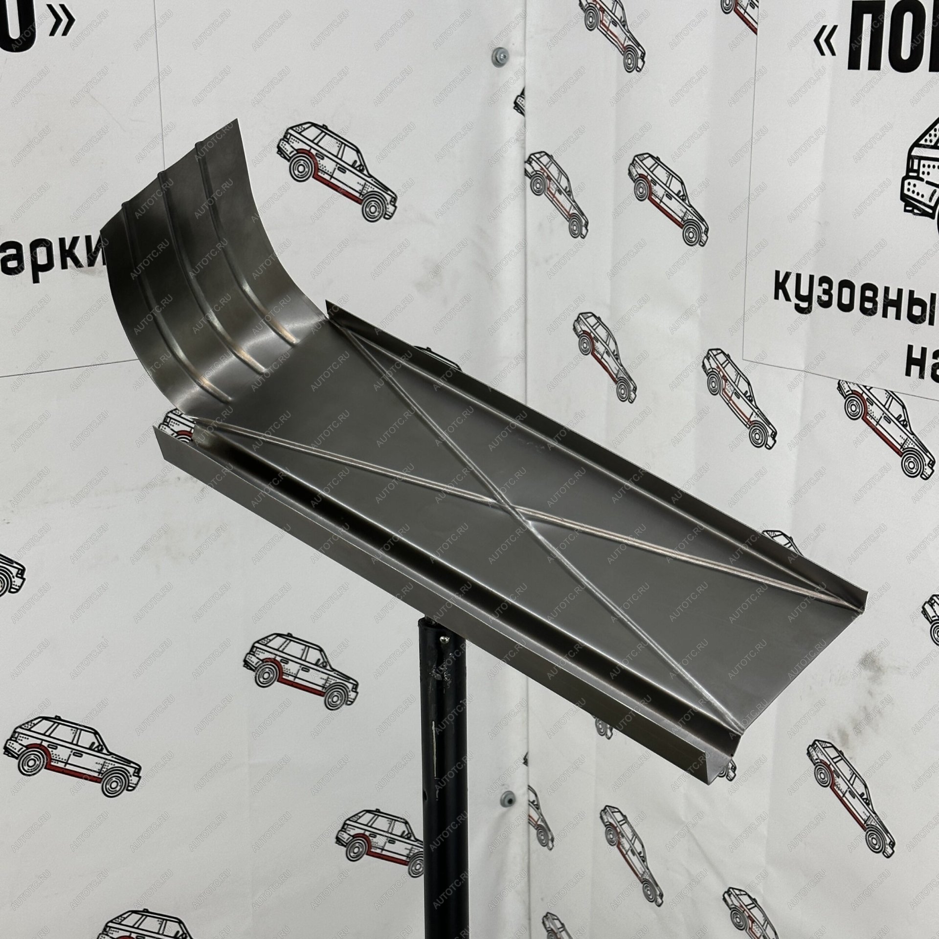 3 399 р. Подножка Ford Transit 7 средняя база  vzghp  с доставкой в г. Майкоп